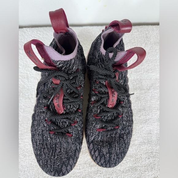 Nike Lebron XV Pride of Ohio Sneakers Youth 4.5 Unisex‎ Athletic Basketball - Picture 5 of 9